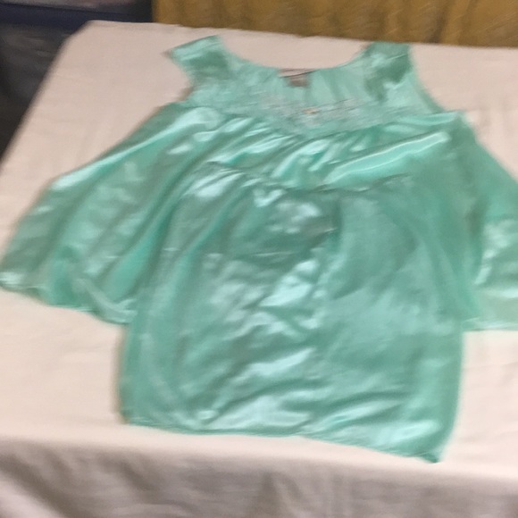 Ladies medium size PJ set - Picture 2 of 5